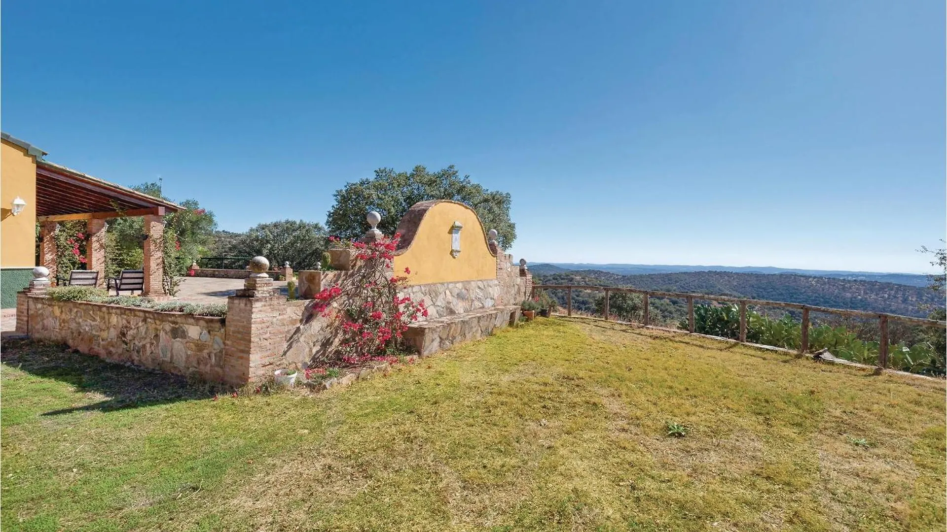 Holiday home Stunning Home In Constantina